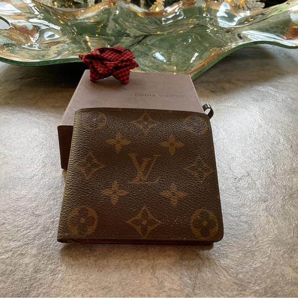 Louis Vuitton Men’s Wallet w/ Box - Picture 1 of 7